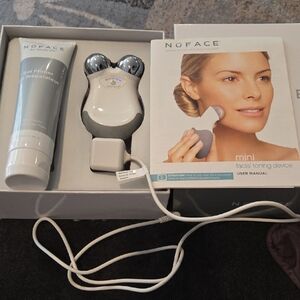 NuFACE Mini Facial Toning Device with Gel Primer - White & Silver... Hardly Used